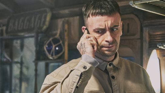 Кадр из 4 серии 1 сезона сериала «Голяк»